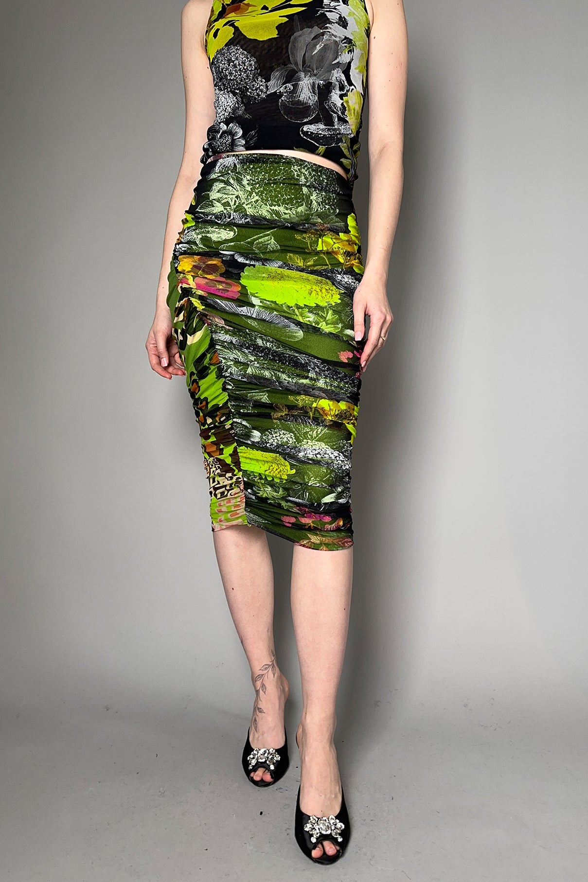 【Atelier Edition】 Flower Embellished Mini Skirt ★送料込★ Fuzzi Multi-Colour Print Ruched Tulle Midi Skirt – Ashia Mode