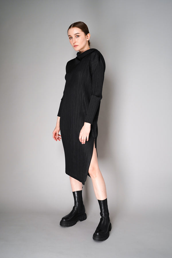 Pleats Please Issey Miyake Monthly Colours September Dress in Black