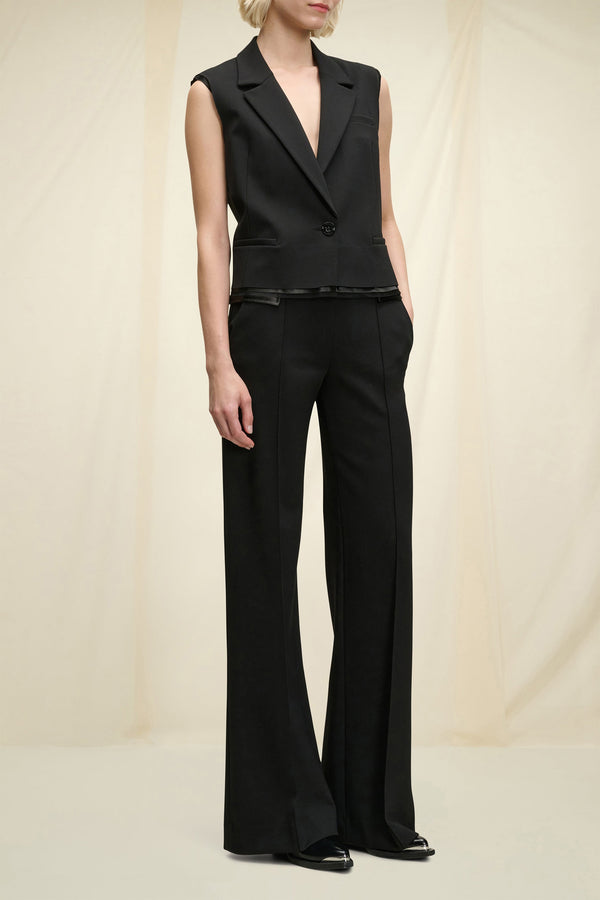 Dorothee Schumacher Emotional Essence I Vest in Black - Ashia Mode - Vancouver, BC