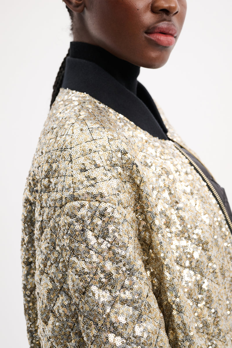 Dorothee Schumacher Shimmering Attraction Oversized Quilted Sequin Jacket in Gold Vancouver. Shop Online or in Store.