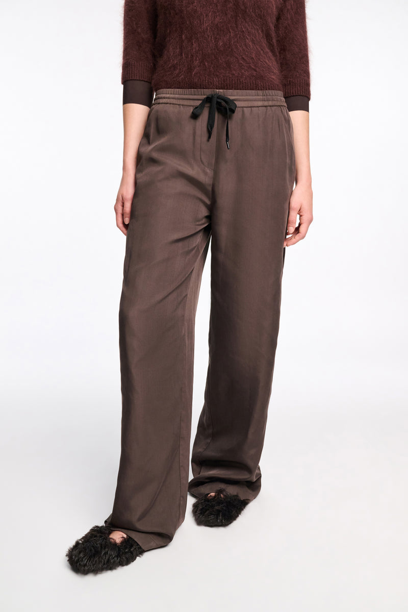 Dorothee Schumacher Techno Stretch Wide Leg Nylon Pants in Chocolate Brown