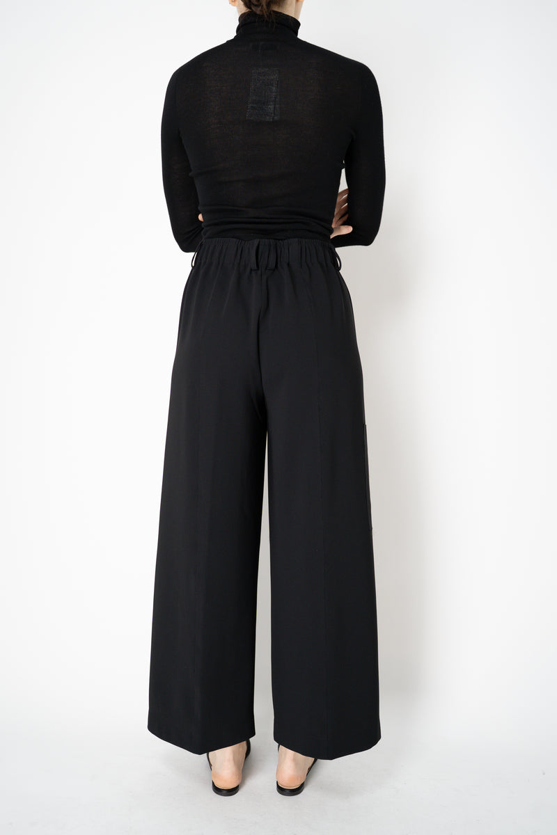 Annette Gortz Cady Culotte Cargo Trousers in Black Vancouver. Shop Online or in Store.
