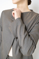 Annette Gortz Crisp Linen Blend Long Tailored Jacket in Anthracite Grey Vancouver. Shop Online or in Store.