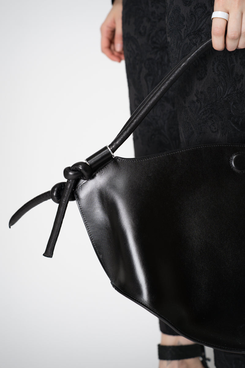 Annette Gortz Medium Boat Leather Shoulder Tote in Black Vancouver. Shop Online or in Store.