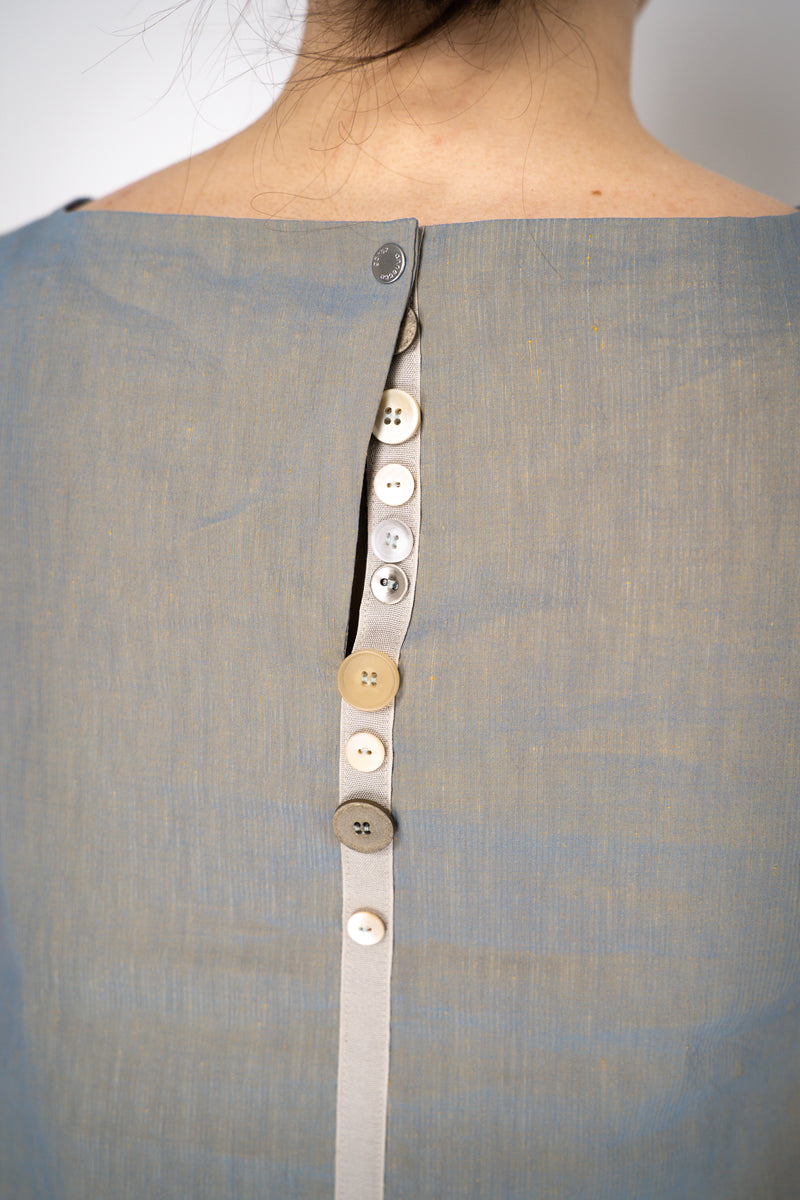 Annette Gortz Stretch Linen Slit Boat Neck Sleeveless Top in Iridescent Blue/Grey Vancouver. Shop Online or in Store