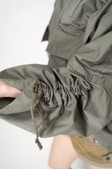 Balmain  Cropped Cotton Gabardine Parka in Olive Green Vancouver. Shop Online or in Store.