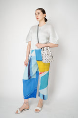 Bao Bao Issey Miyake Wring Gloss Shoulder Bag in Cream Vancouver. Shop Online or in Store.