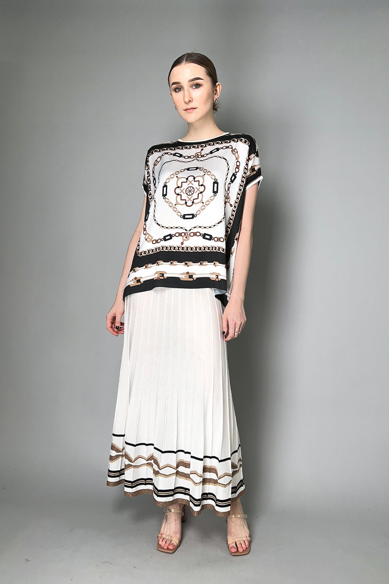 D. Exterior Ribbed Knit Skirt in White with Bronze Lurex Pattern