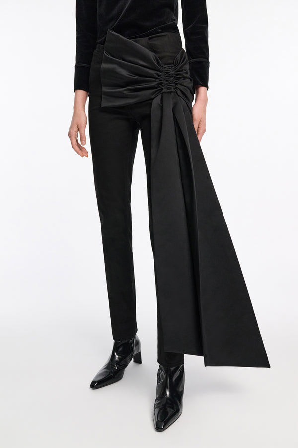 Dorothee Schumacher Tapered Leg Skinny Jeans with Satin Bow in Black Vancouver. Shop Online or in Store.