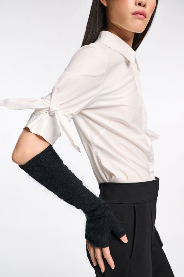 Dorothee Schumacher Virgin Merino-Cashmere Fuzzy Knit Arm-Warmers in Black Vancouver. Shop Online or in Store.