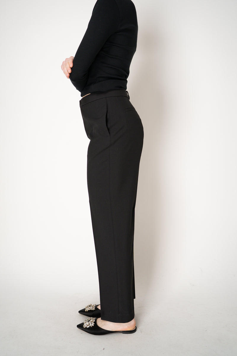 Fabiana Filippi Viscose Blend Tapered Trousers in Black Vancouver. Shop Online or in Store.