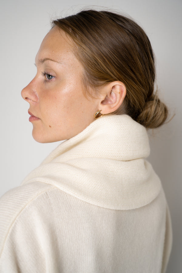Fabiana Filippi Wool Cashmere Knit Shoulder Shrug in Off-White Vancouver. Shop Online or in Store. 
