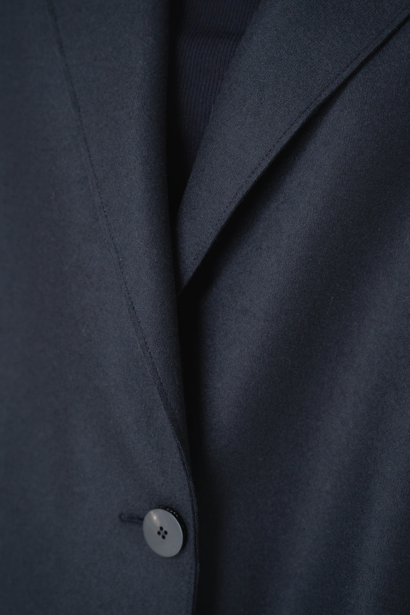 Harris Wharf London Cashmere Blend Oversized Flannel Coat in Dark Navy Vancouver. Shop Online or in Store.)