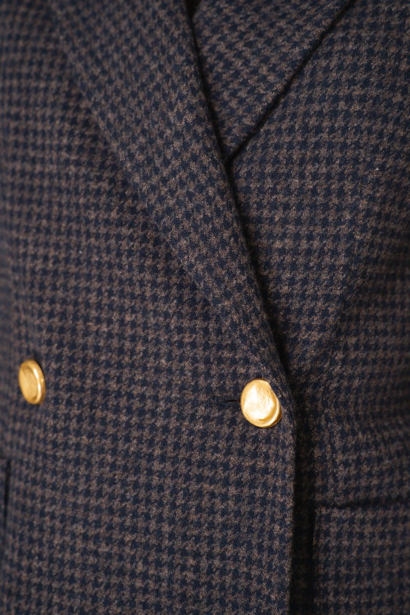 Harris Wharf London Stretch Knit Blazer in Brown and Blue Houndstooth Print Vancouver. Shop Online or in Store.)