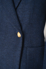 Harris Wharf London Stretch Knit Blazer in Dark Blue Herringbone Print Vancouver. Shop Online or in Store.)