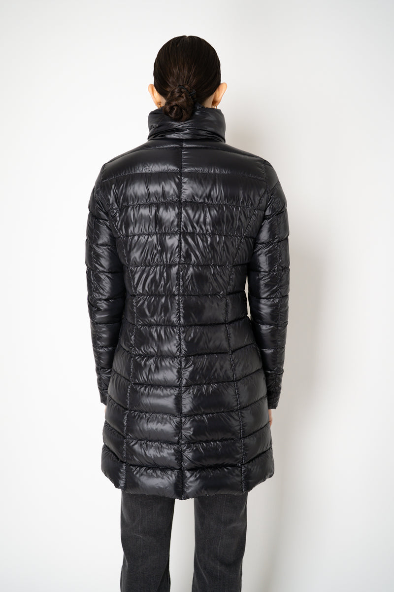 Herno Ultra Light Technology Goose Down Padded Coat in Black Vancouver. Shop Online or in Store.