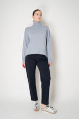 Lorena Antoniazzi 5-Pocket Tapered Cotton Trousers in Navy Vancouver. Shop Online or in Store.