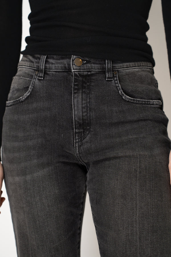 Lorena Antoniazzi Mid Rise 5-Pocket Style Cropped Jeans in Dark Grey Wash Vancouver. Shop Online or in Store.