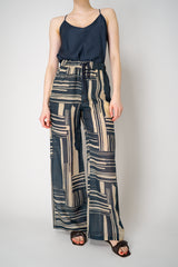 Lorena Antoniazzi Pull-On Style Ramie Trousers in Blue and Beige Vancouver. Shop Online or in Store.