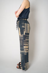 Lorena Antoniazzi Pull-On Style Ramie Trousers in Blue and Beige Vancouver. Shop Online or in Store.