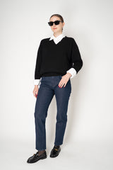 Lorena Antoniazzi V-neck Cashmere Light Pullover in Black Vancouver. Shop Online or in Store.