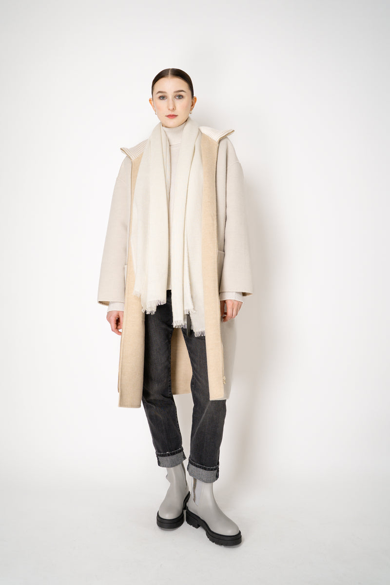 Lorena Antoniazzi Wool Cashmere Knit Turtleneck Pullover in Off-White Vancouver. Shop Online or in Store.