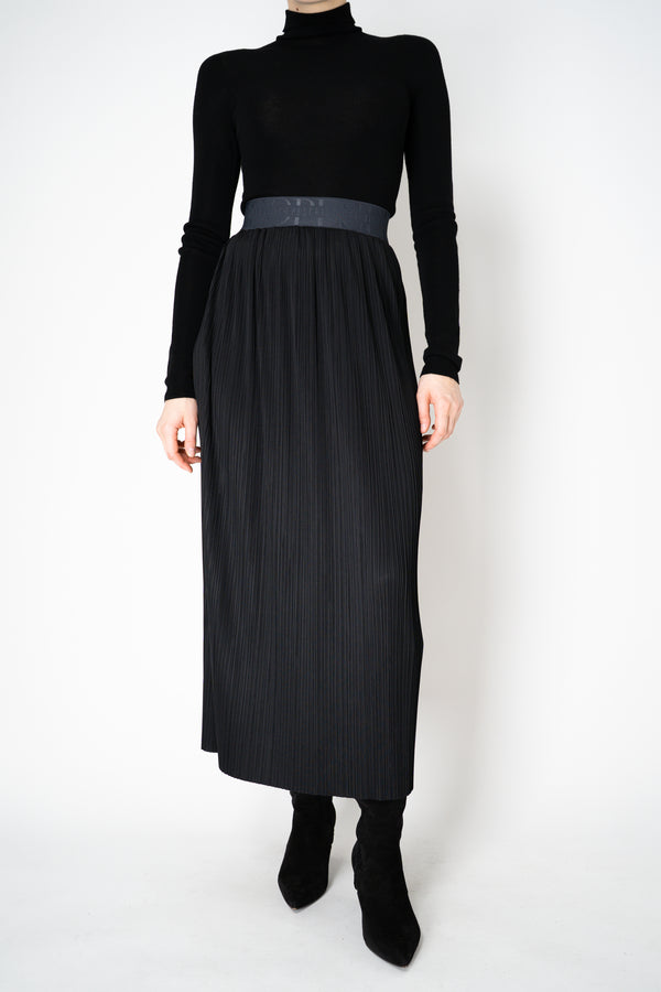 Peserico Ankle-Length Pleated Skirt in Black Vancouver. Shop Online or in Store