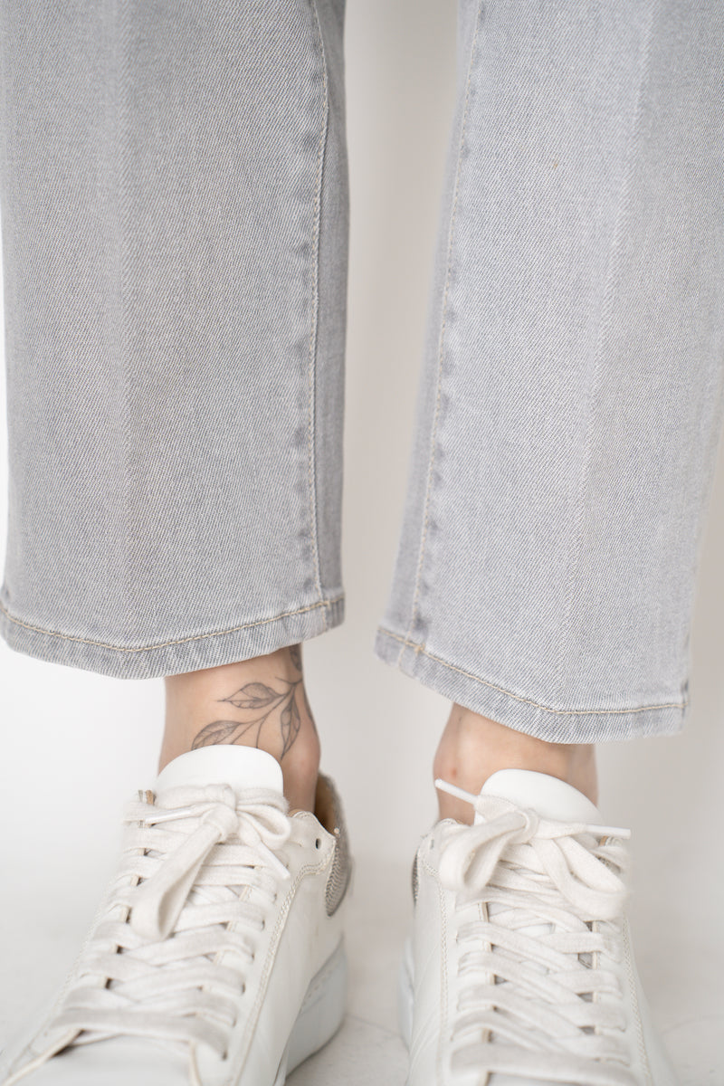 Peserico Mid-Rise Tapered Leg Jeans in Light Grey Wash Vancouver. Shop Online or in Store.