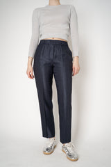 Peserico Pull-On Style Tapered Leg Sateen Trousers in Navy Vancouver. Shop Online or in Store.