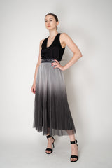 Peserico Sateen Viscose Deep Scoop Neckline Sleeveless Top in Black Vancouver. Shop Online or in Store.