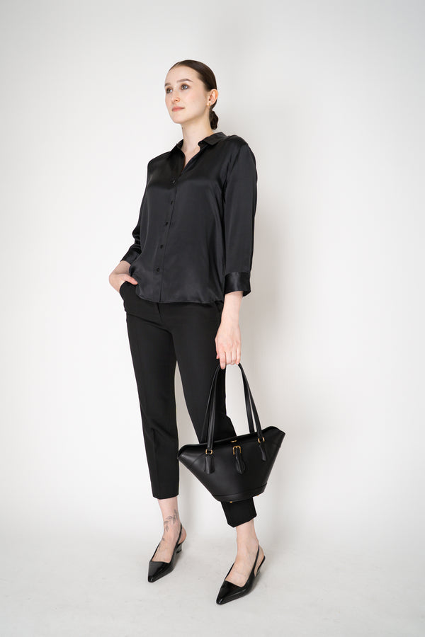 Peserico Viscose Blend Cropped Tapered Leg Trousers in Black Vancouver. Shop Online or in Store.