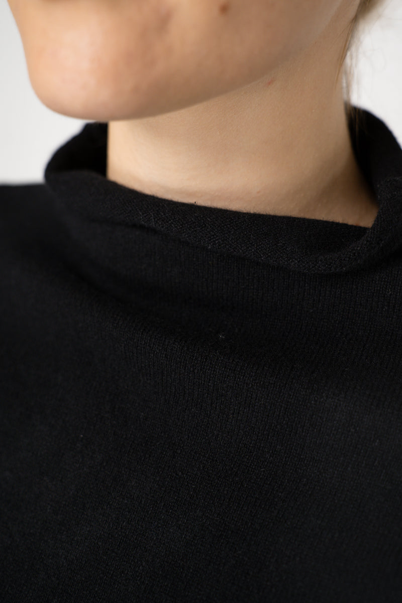 Peter O. Mahler Cashmere Knit Turtleneck Pullover in Black Vancouver. Shop Online or in Store. 