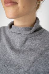 Peter O. Mahler Cashmere Knit Turtleneck Pullover in Light Grey Vancouver. Shop Online or in Store.