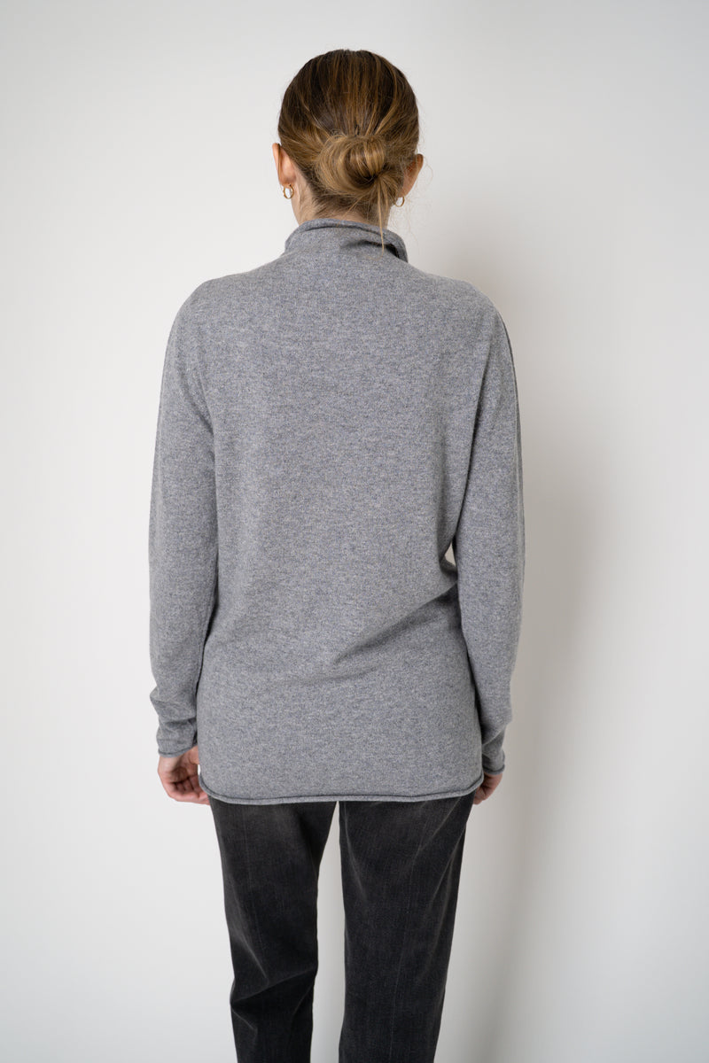 Peter O. Mahler Cashmere Knit Turtleneck Pullover in Light Grey Vancouver. Shop Online or in Store.