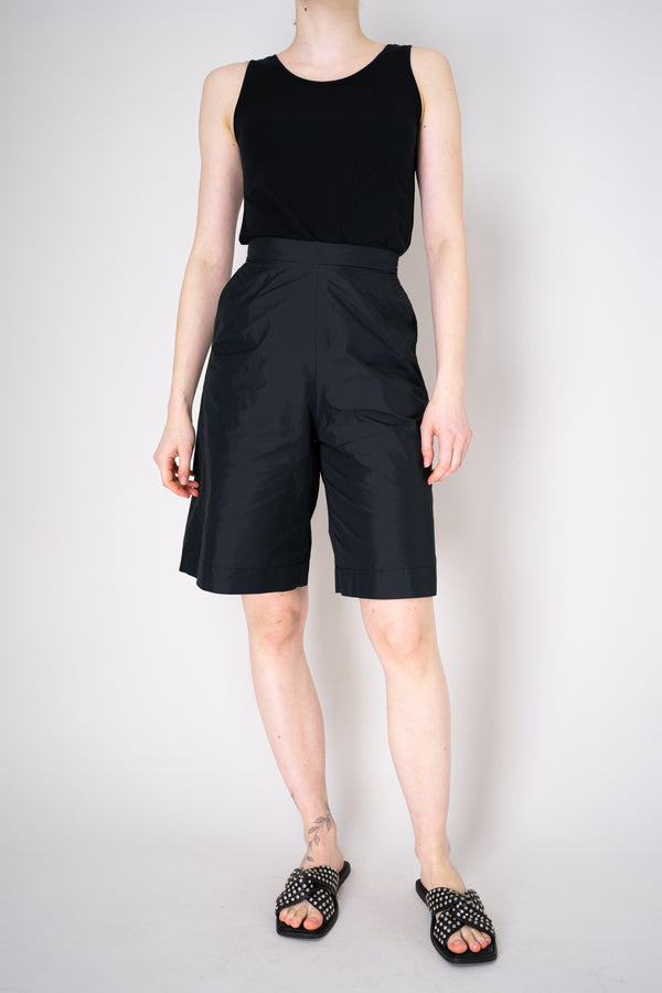 Peter O. Mahler Crash Bermuda Shorts in Black Vancouver. Shop Online or in Store