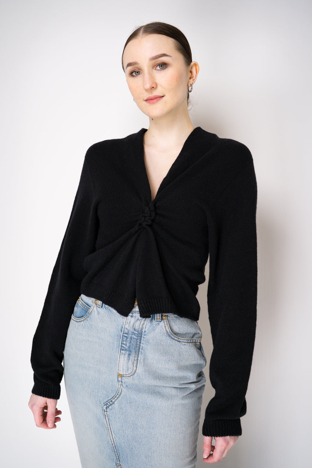 Philosophy di Lorenzo Serafini Cashmere Pullover with Pin Brooch in Black