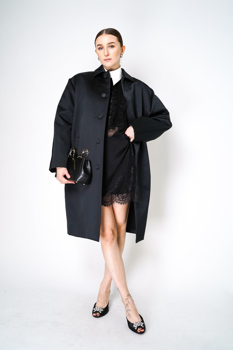 Philosophy di Lorenzo Serafini Duchess Satin Coat in Black Vancouver. Shop Online or in Store.