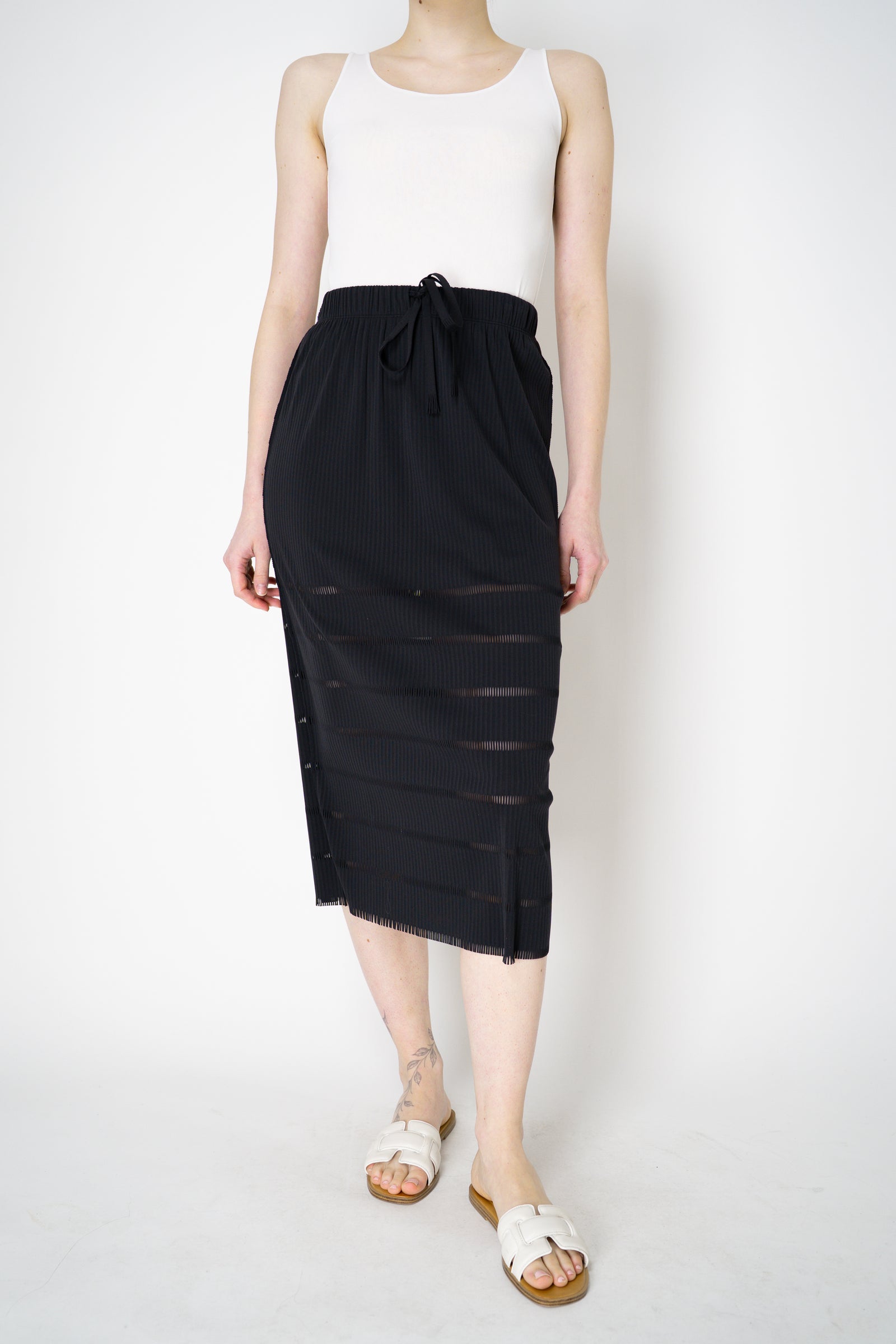 スカート PLEATS PLEASE ISSEY MIYAKE short skirt Issey Miyake Black Pleats Please mini skirt A beautiful and