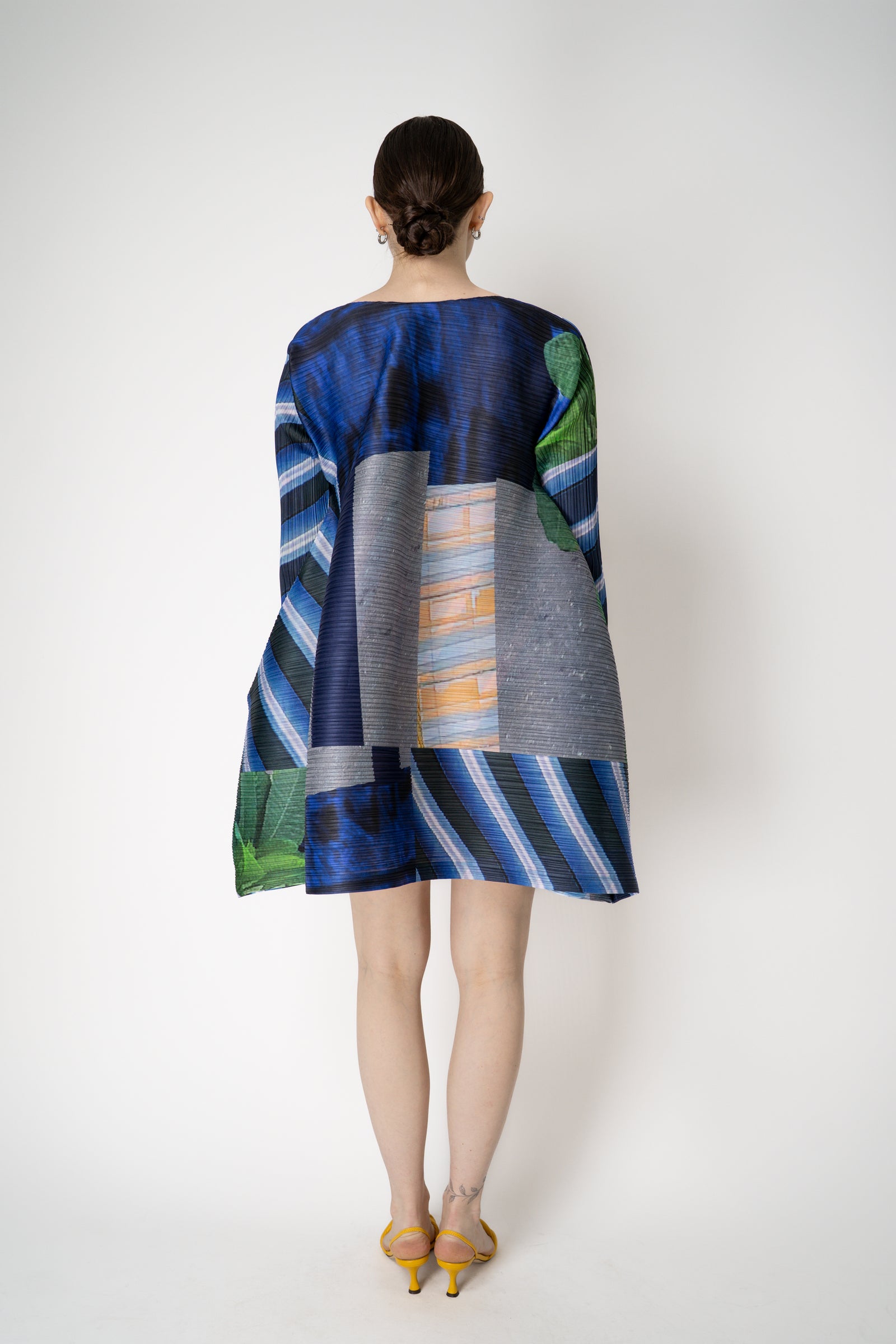 pleats please dress Black Signature Tank pp38jh114 neck sleeveless dress comes in light and refreshing colors Pleats Please by Issey Miyake