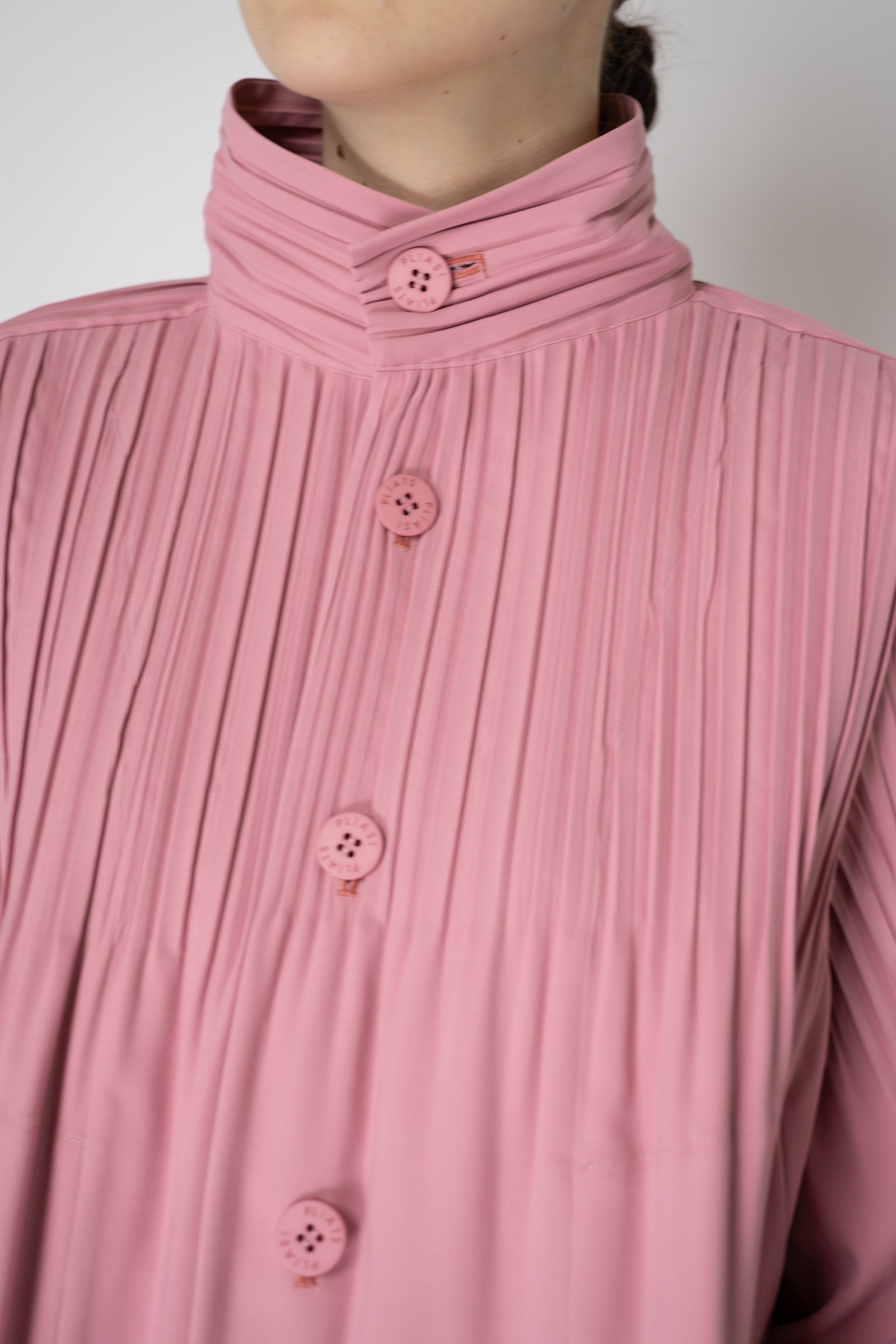 Pleats Please Issey Miyake Cropped Smooth Coat in Pink – Ashia Mode