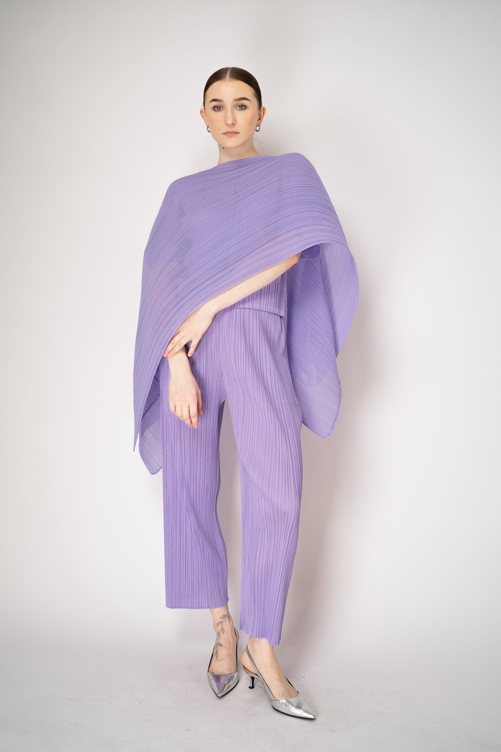 ❣️訳あり商品。PLEATS PLEASE MIST APRIL LILAC ❣️訳あり商品。PLEATS PLEASE MIST APRIL LILAC - メルカリ