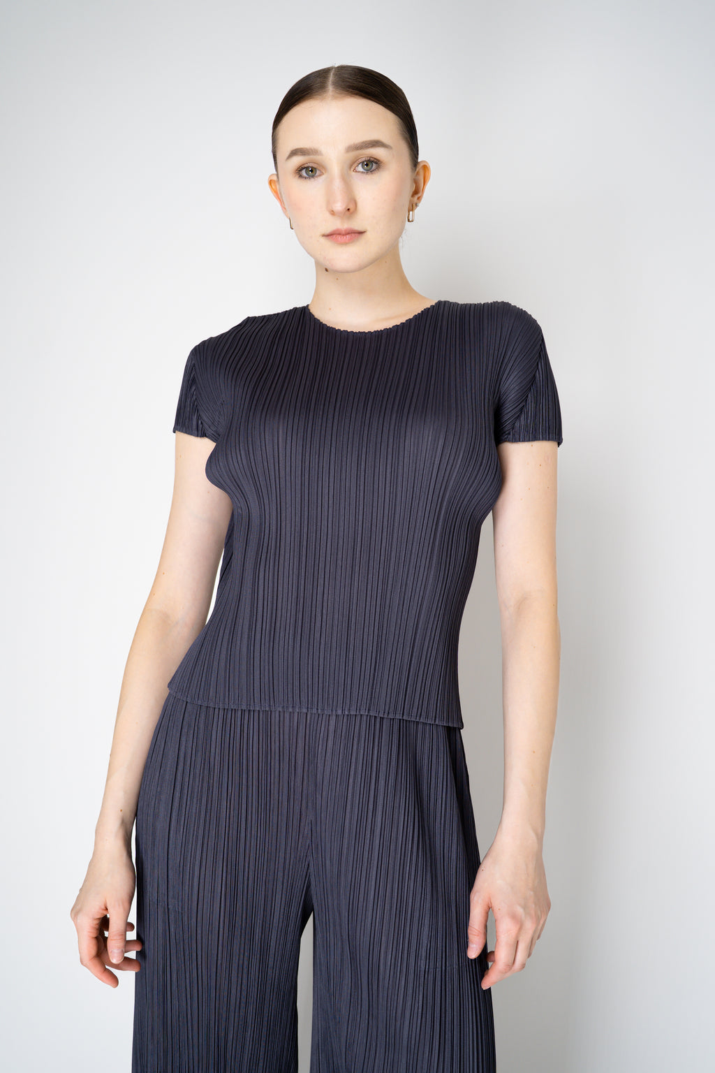 Tシャツ・カットソー ISSEY MIYAKE PLEATS PLEASE : MONTHLY COLORS JULY top MONTHLY COLORS : JULY Top Blue – ISSEY MIYAKE EU