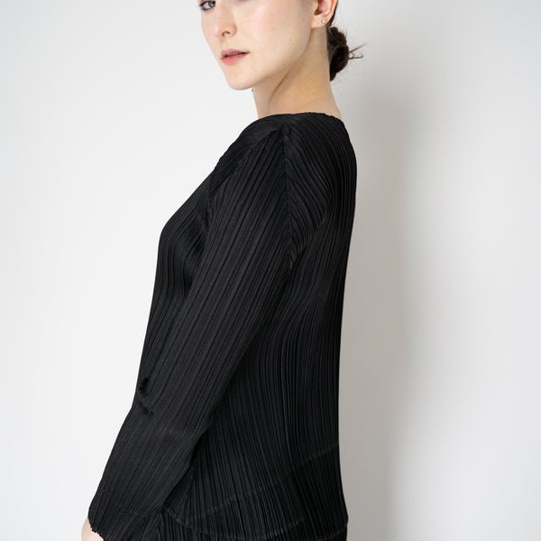 【美品】PLEATS PLEASE ISSEY MIYAKE ブラウス 黒 PLEATS PLEASE ISSEY MIYAKE（シャツ/ブラウス(長袖/七分)）の