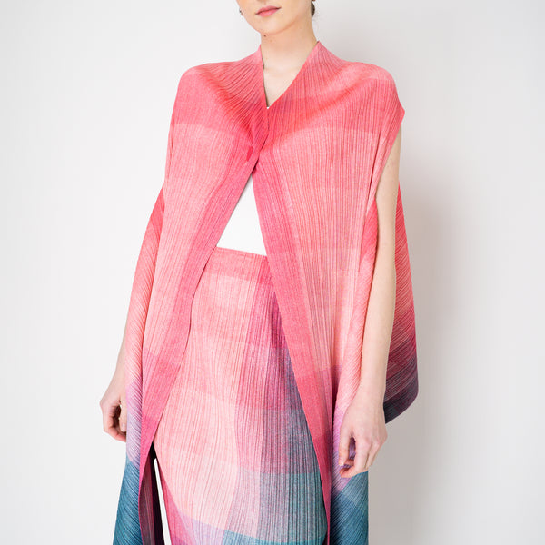 Pleats_Please_Issey_Miyake_Pho