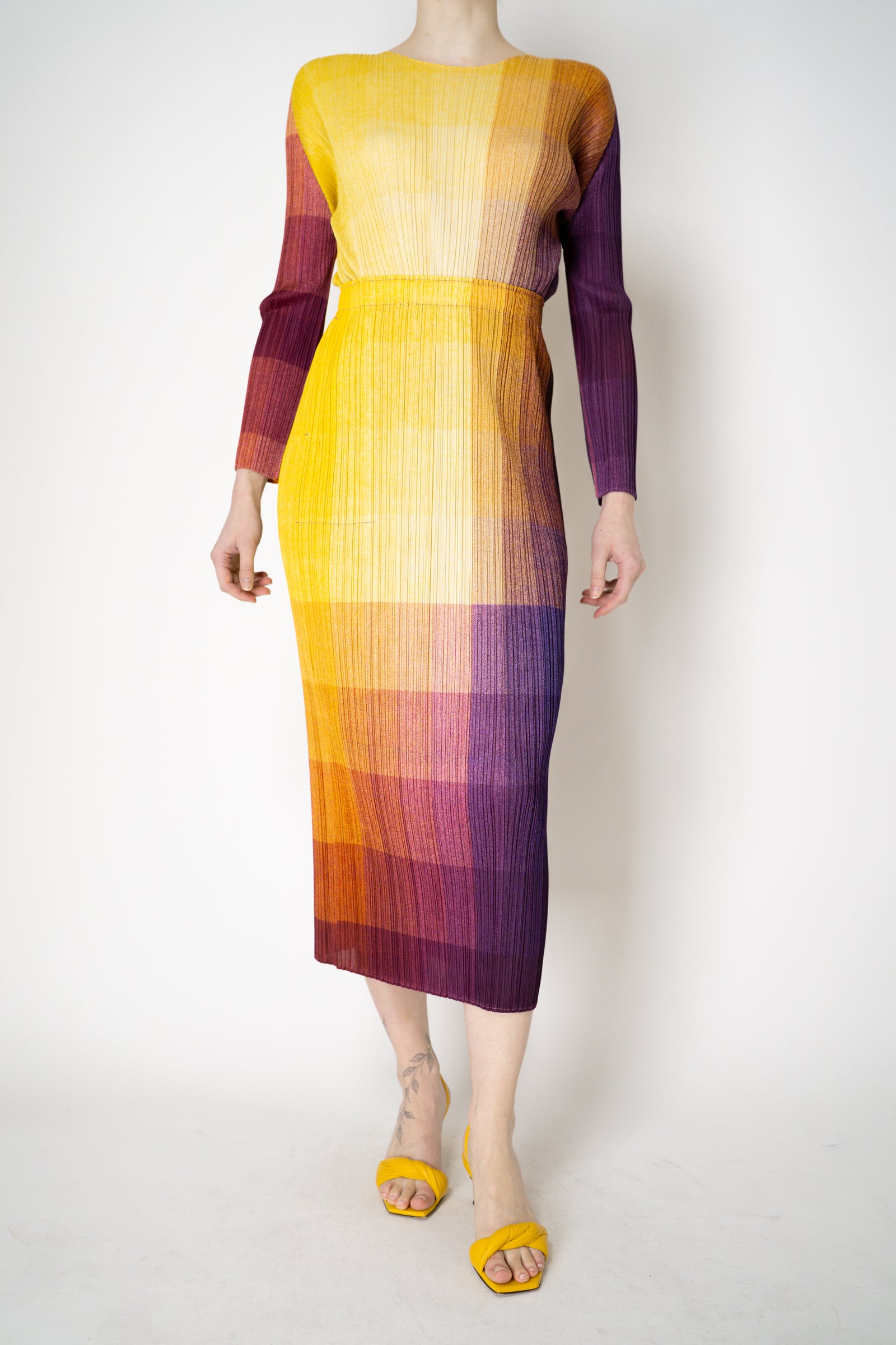 Pleats_Please_Issey_Miyake_Pho