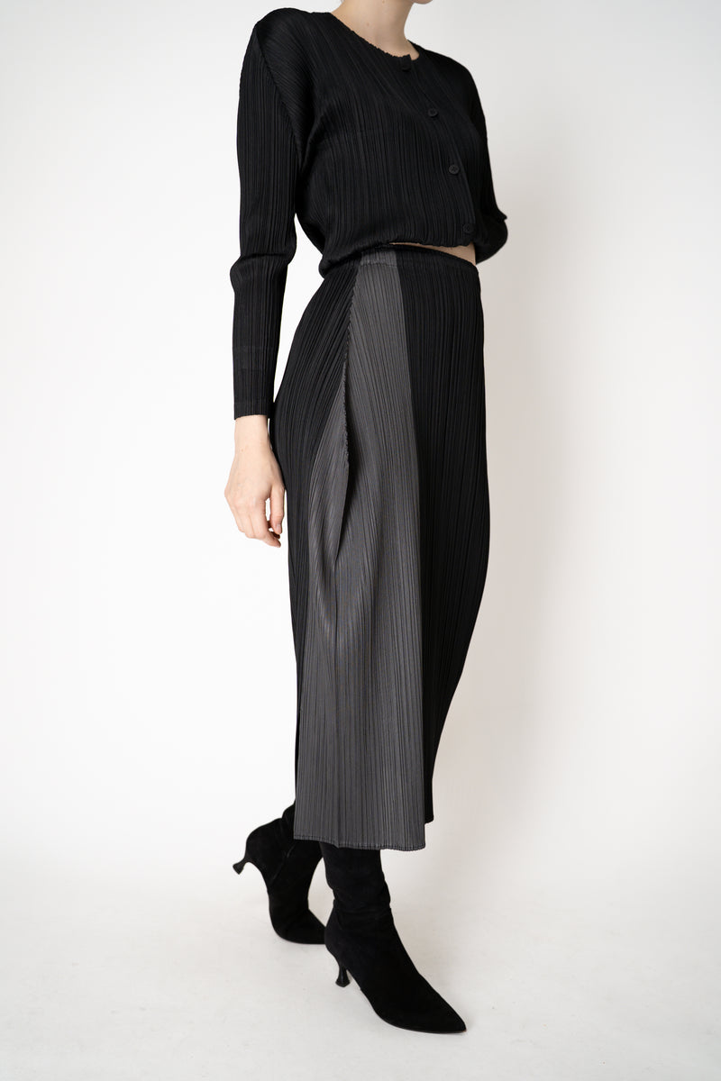 Pleats Please Issey Miyake "Pointe" Colour Blocking Skirt in Black and Grey Vancouver. Shop Online or in Store.