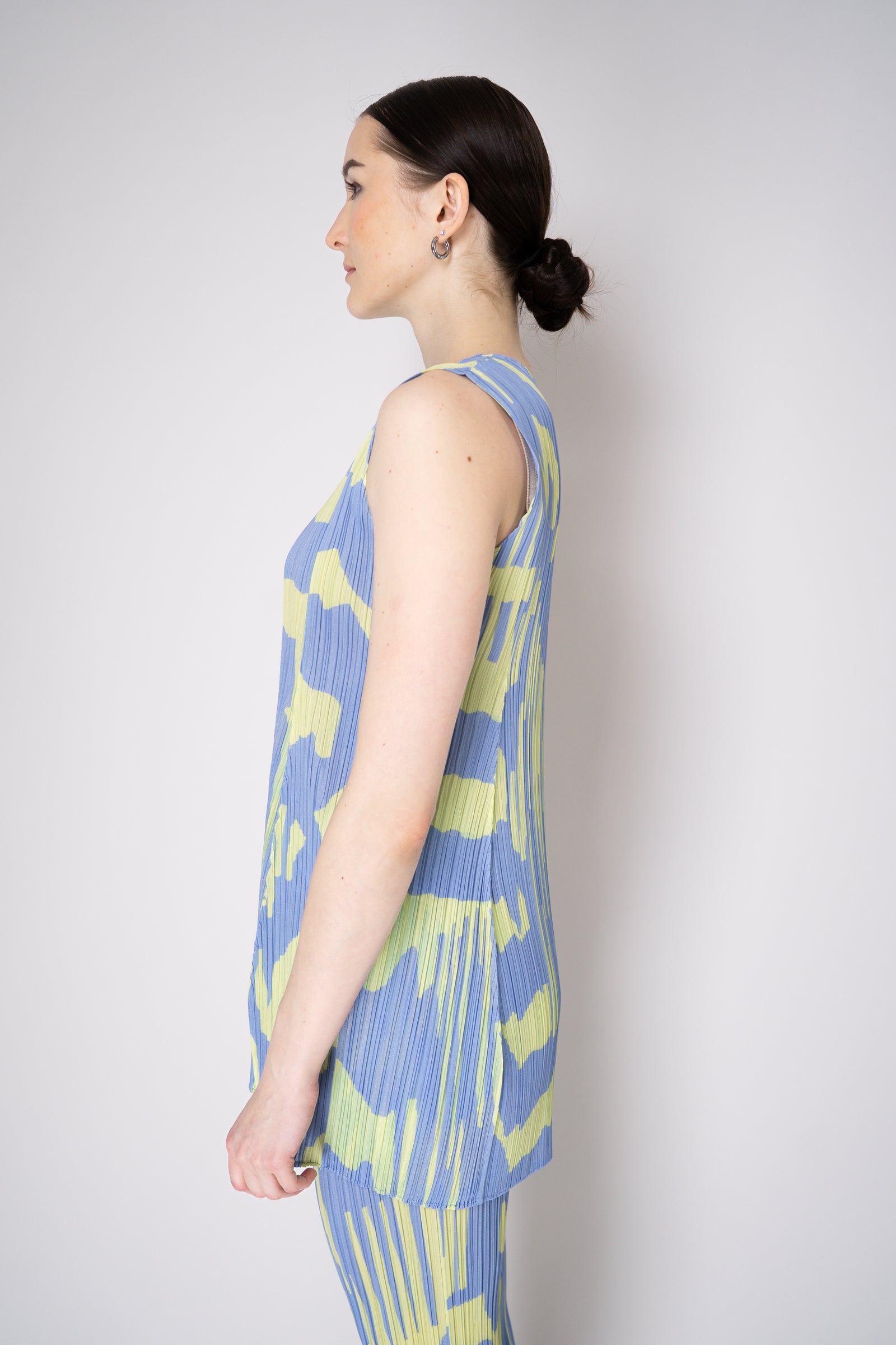 PLEATS PLEASE ISSEY MIYAKE ラメ加工チュニック PLEATS PLEASE ISSEY MIYAKE ラメ加工チュニック