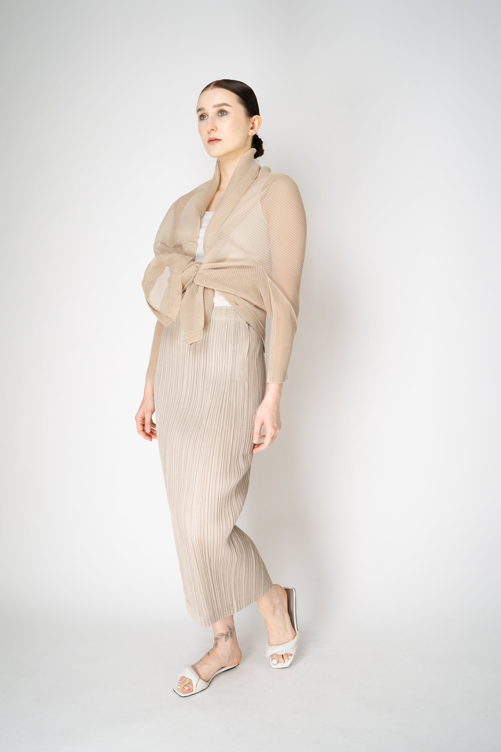 専用pleats by monica Pleats Please Issey Miyake Bounce Knit Flared Sleeveless Top