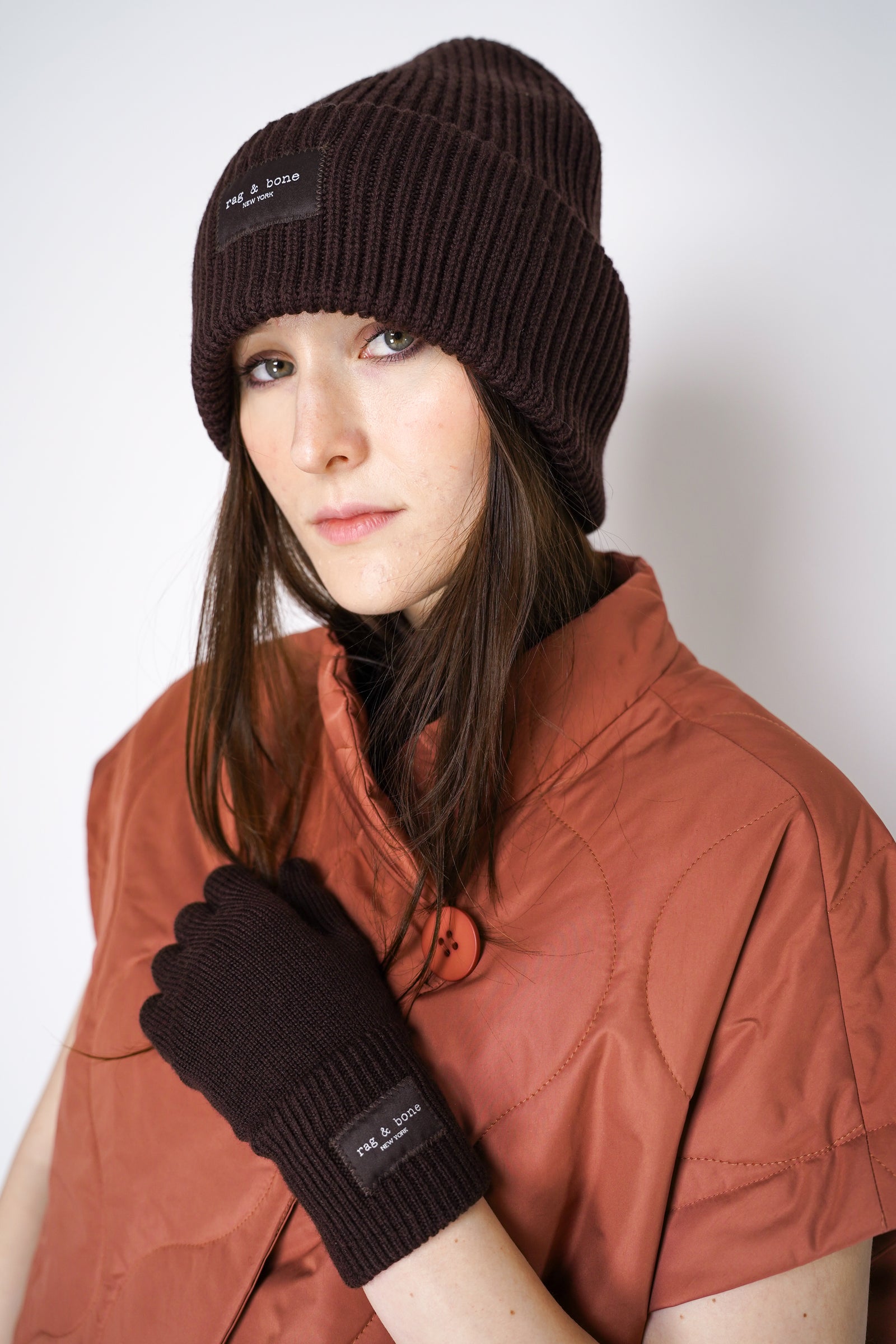 Rag & Bone Addison Tech Gloves in Chocolate Brown – Ashia Mode
