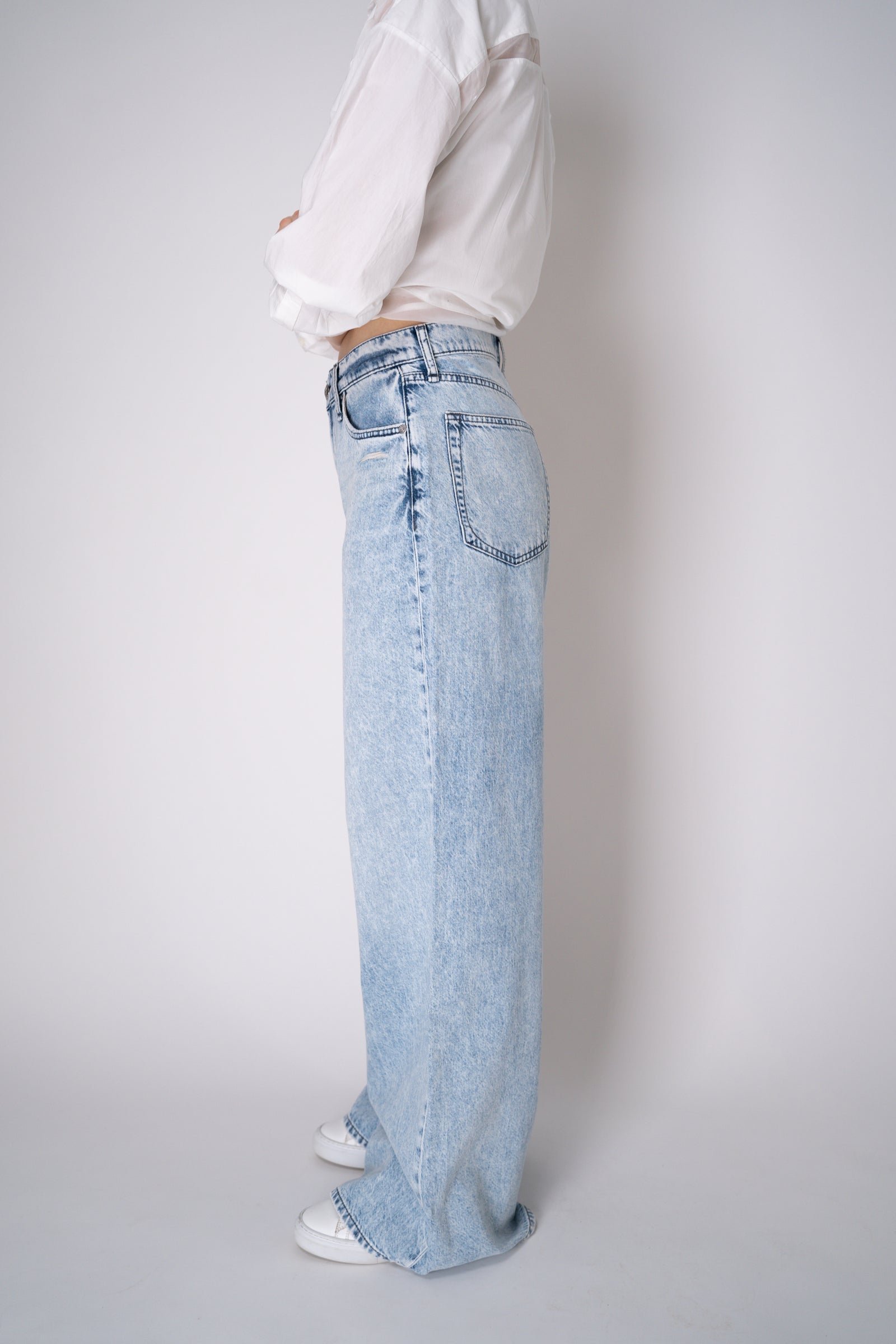 Rag & Bone Featherweight Sofie Wide Leg Jeans in Bellport – Ashia Mode